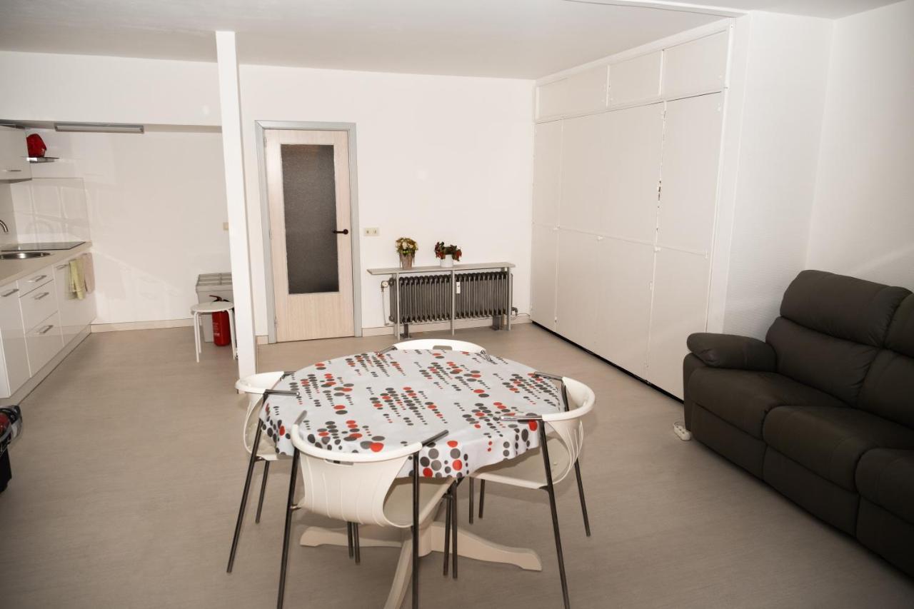 Moderne Studio Met Zeezicht Naast Casino Blankenberge Apartment Luaran gambar